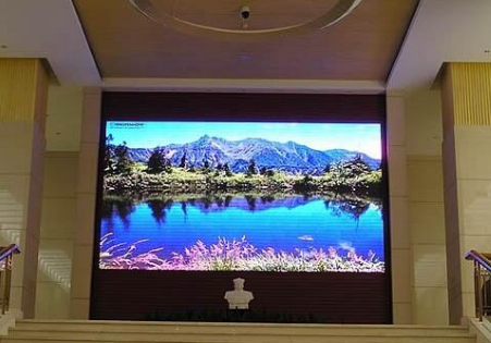 酒店内的室内全彩LED显示屏如何选择？